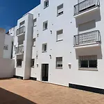 Piso Luminoso Y Muy Tranquilo شقة *